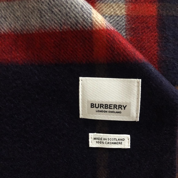 Burberry-Authentic Giant Check Cashmere Scarf NEW - Picture 6 of 12